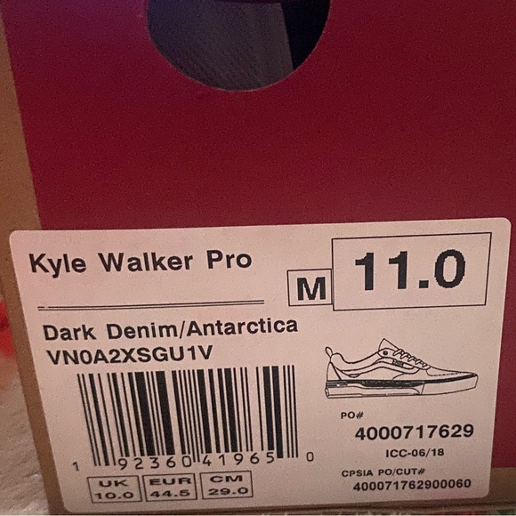 Kyle Walker Pro
Dark Denim / Antarctica
11.0 mens - Picture 5 of 5